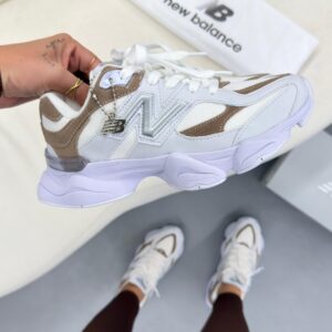 TÊNIS NEW BALANCE 9060 - GELO/CASTANHO